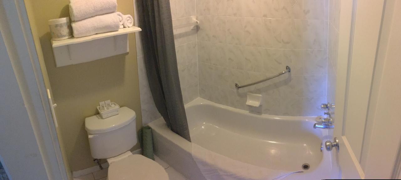 Motel Exquise Coaticook Eksteriør billede